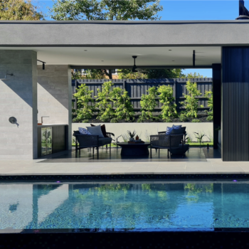 outdoor design using Paveezzi Ressisto Castellated